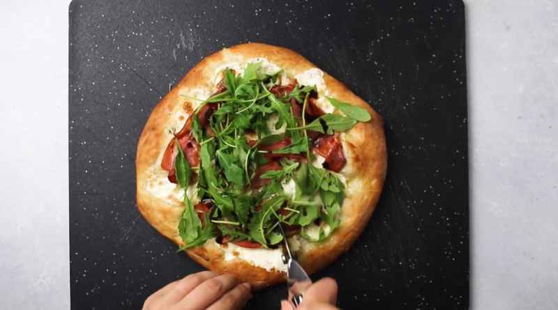 Prosciutto-Arugula Pizza at Dinette